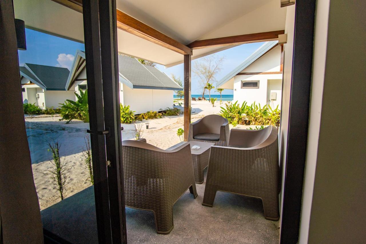 You&Me Resort Pagoda Beach Eksteriør billede