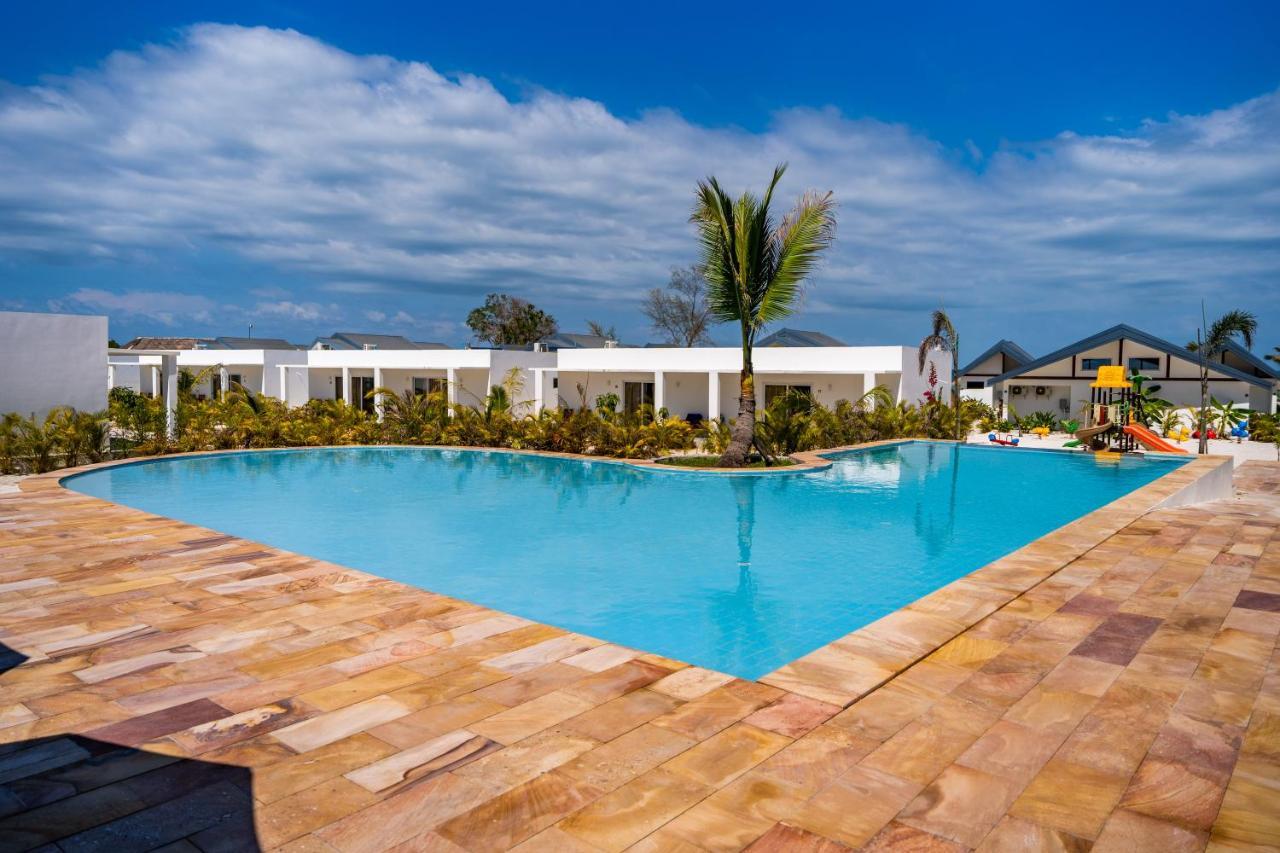 You&Me Resort Pagoda Beach Eksteriør billede