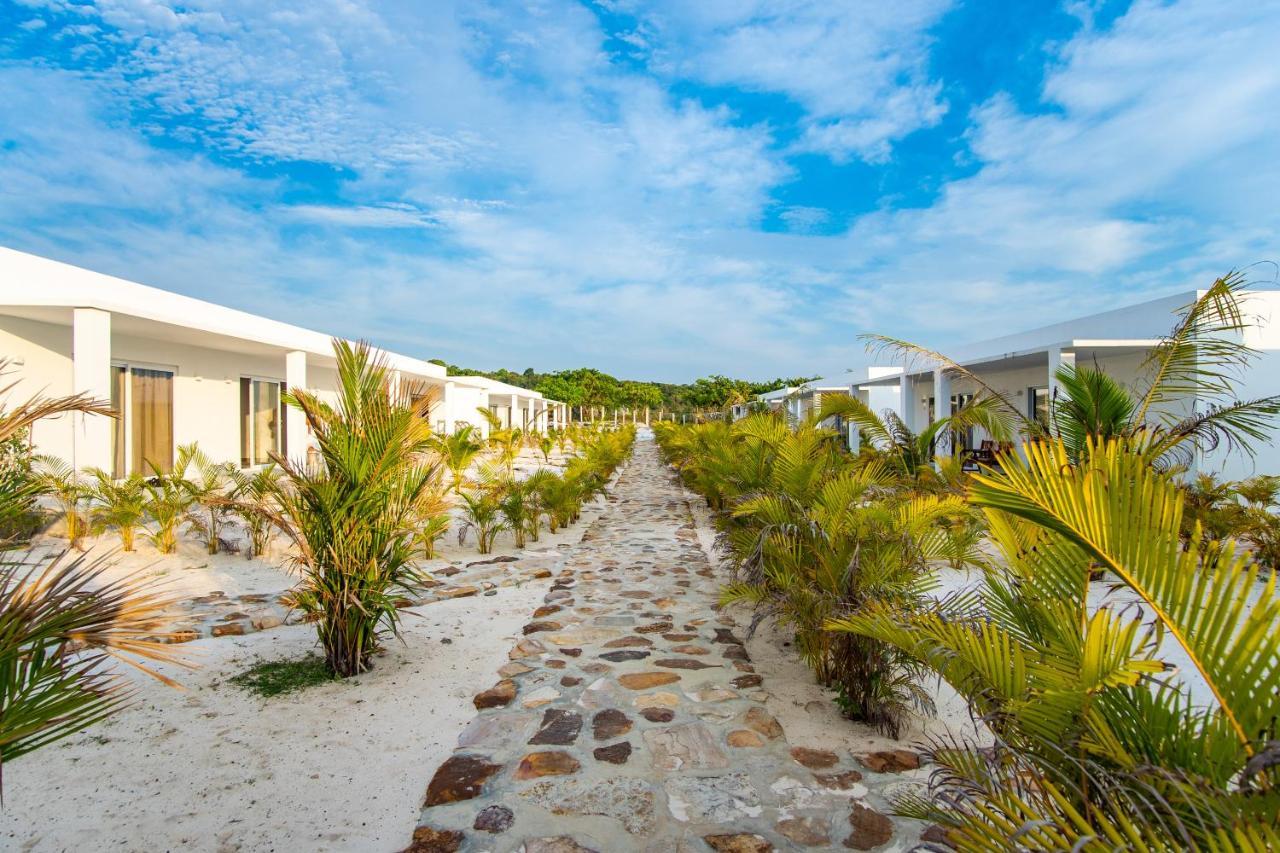 You&Me Resort Pagoda Beach Eksteriør billede