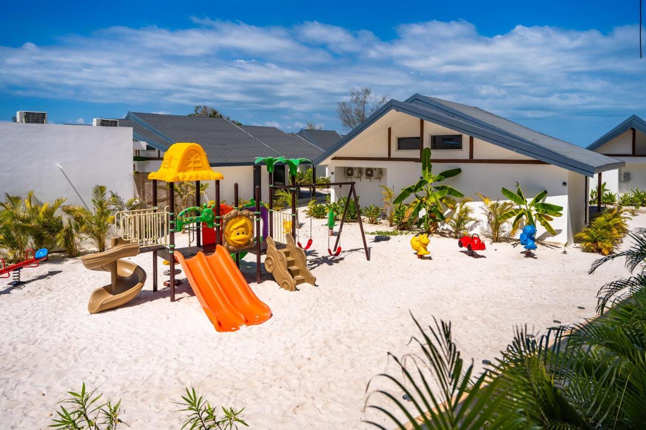 You&Me Resort Pagoda Beach Eksteriør billede
