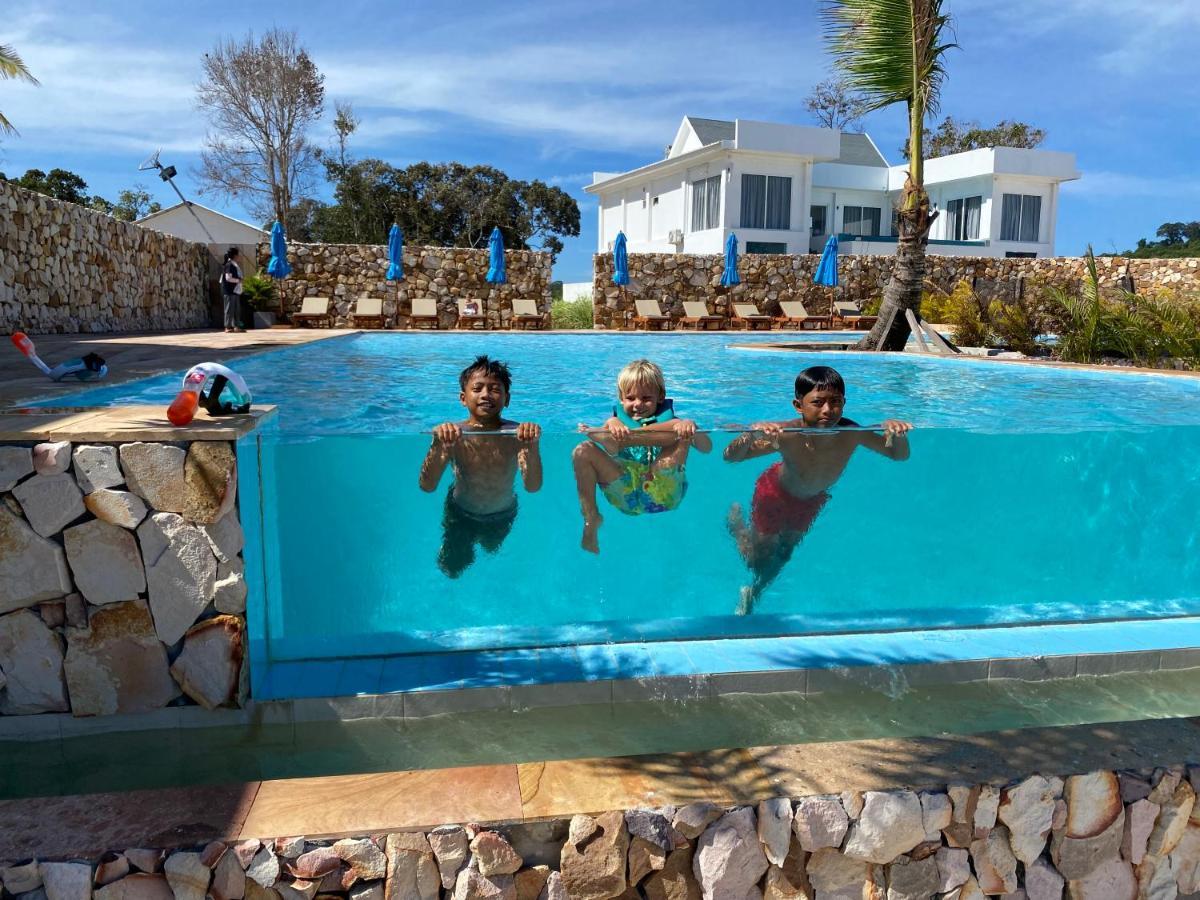 You&Me Resort Pagoda Beach Eksteriør billede