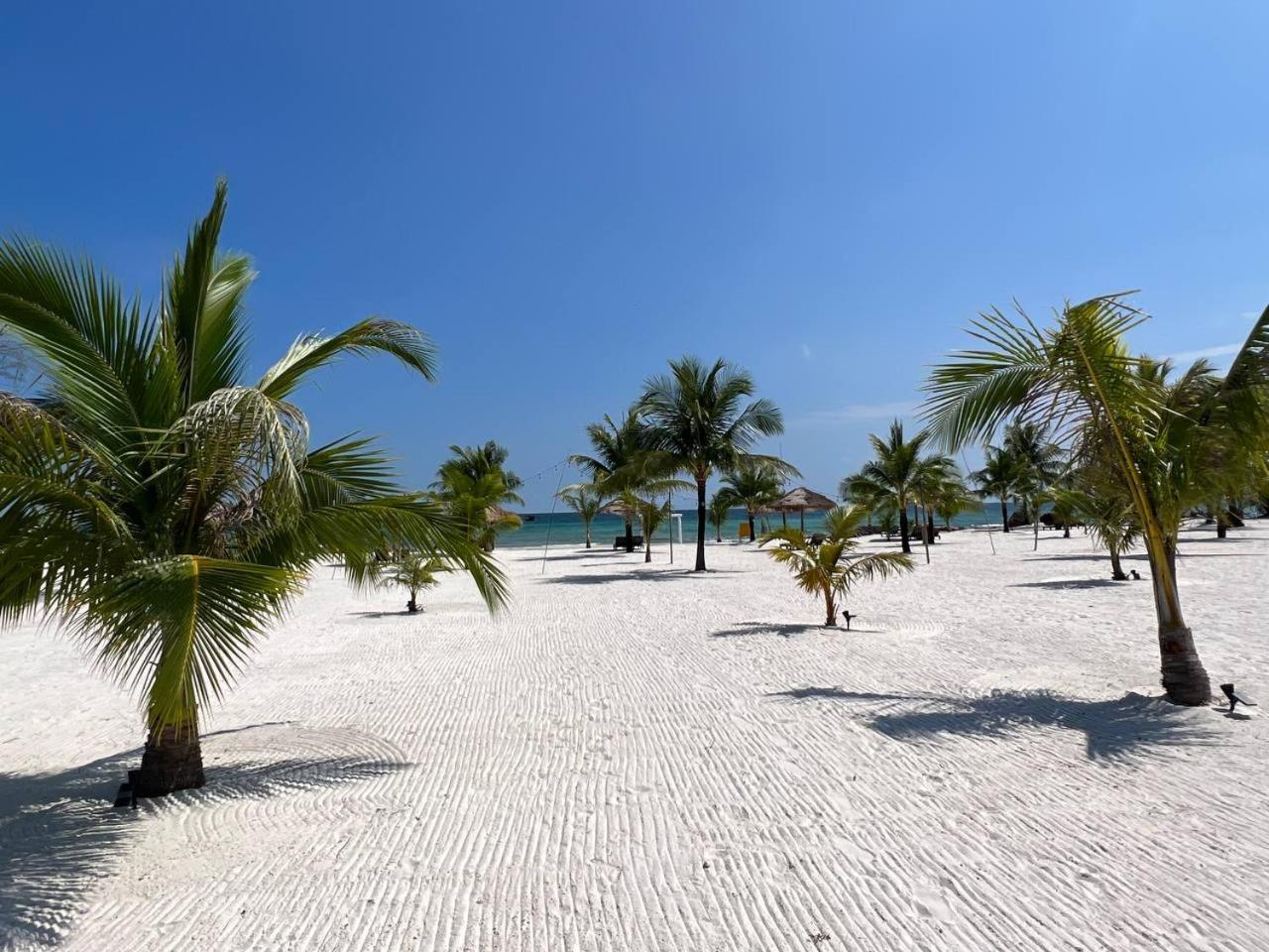 You&Me Resort Pagoda Beach Eksteriør billede